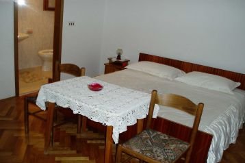 Croatie Byt Kaštel Štafilić, Extérieur